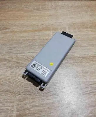 Volkswagen Touran I Phone control unit/module 1K0035729E