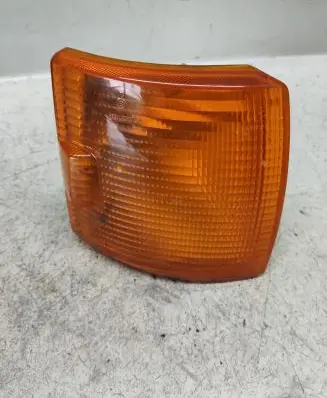 Volkswagen Transporter - Caravelle T4 Front indicator light