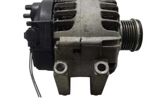 Opel Corsa D Generator/alternator 13505392