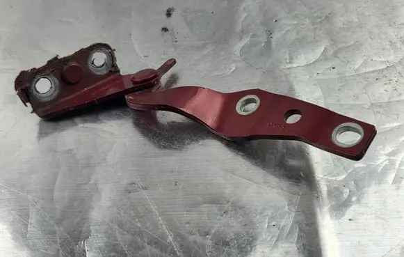 Honda CR-V Tailgate/trunk/boot hinge 300SPD3E