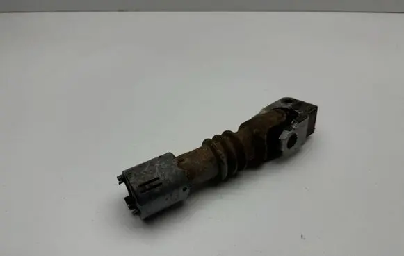 Mercedes-Benz C W205 Steering column universal joint A2054620478 1433103001