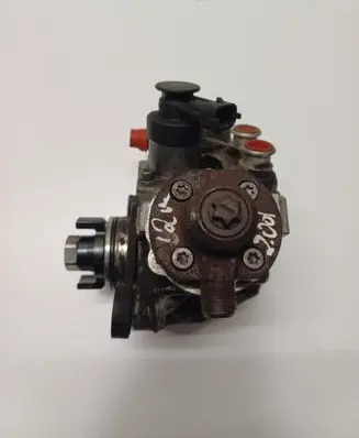 Volvo S60 Fuel injection high pressure pump 0445010681
