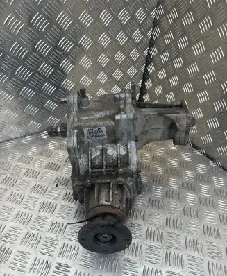 Hyundai Tucson JM Gearbox transfer box case JMTF