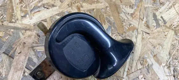 Volkswagen PASSAT B4 Alarm system siren 