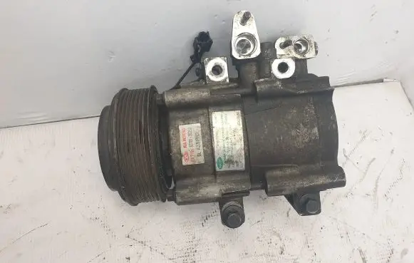 KIA Sorento Air conditioning (A/C) compressor (pump) 977013E350