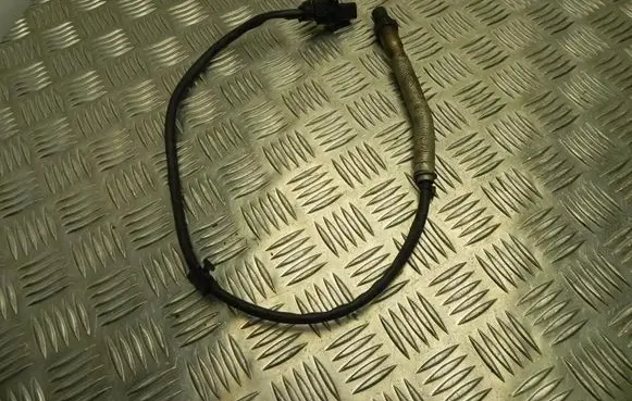 Mercedes-Benz C AMG W204 Lambda probe sensor 0045428618 X2053