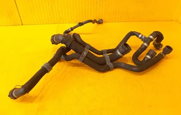 Mercedes-Benz GLB x247 Heater radiator pipe/hose 