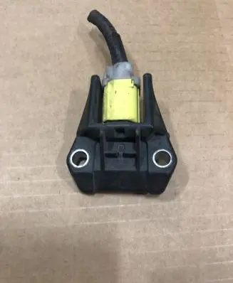 Lexus RX 330 - 350 - 400H Airbag deployment crash/impact sensor 8917345050