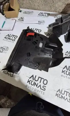 Mercedes-Benz E W212 Dashboard lower bottom trim panel A2126801089