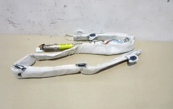 Fiat 500L Roof airbag