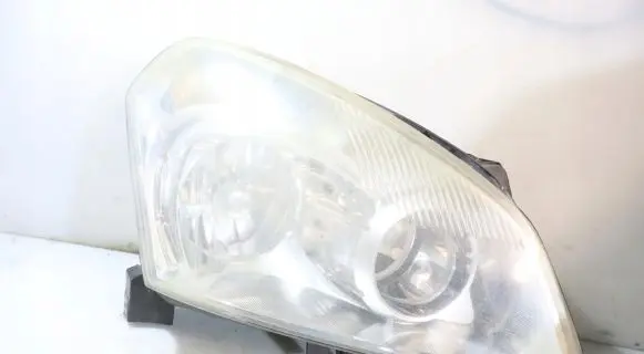 Nissan Qashqai Headlight/headlamp