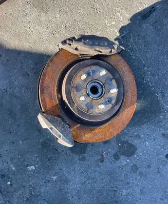 Tesla Model S Rear wheel hub 6007023