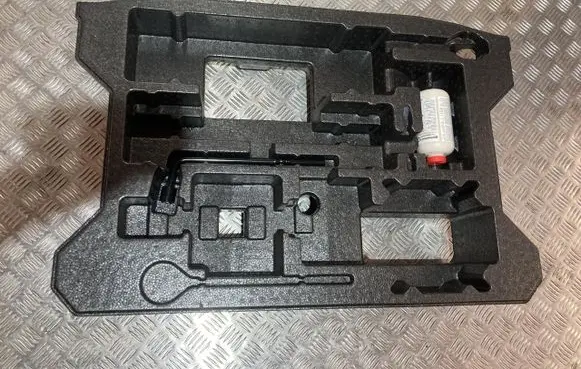 Suzuki Vitara (LY) Spare wheel section trim PK19127