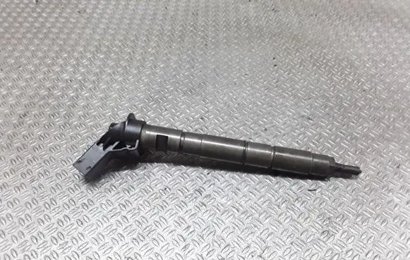 Audi A6 S6 C6 4F Fuel injector 059130277AC