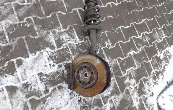 Mercedes-Benz B W245 Front wheel hub spindle knuckle