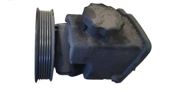 Mercedes-Benz C W203 Power steering pump