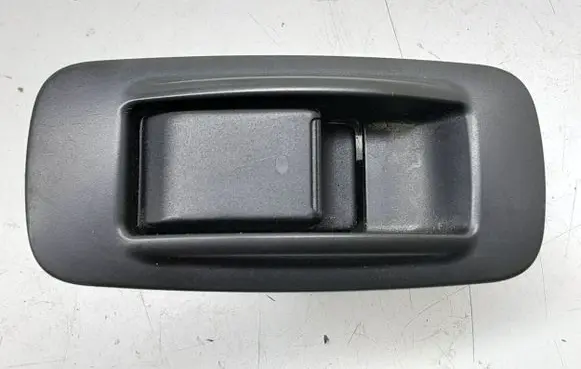 Toyota Corolla Verso E121 Electric window control switch 848010F030