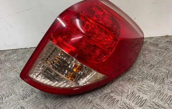 Toyota RAV 4 (XA30) Rear/tail lights