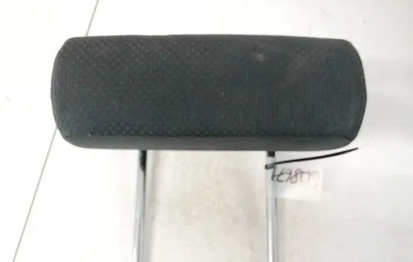 Honda CR-V Front seat headrest 