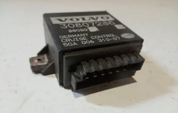 Volvo S40, V40 Cruise control unit/module 30807288 88080 5GA00631007