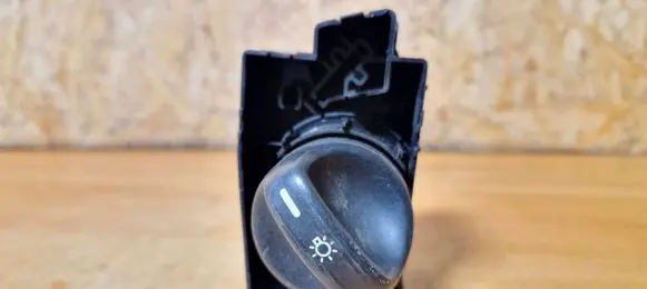 Mercedes-Benz S W220 Light switch 2205450104