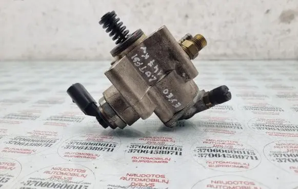 Seat Exeo (3R) Fuel injection high pressure pump 06E906051K