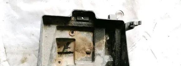 Battery box tray