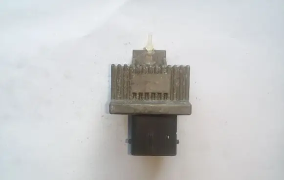 Nissan Qashqai+2 Glow plug pre-heat relay