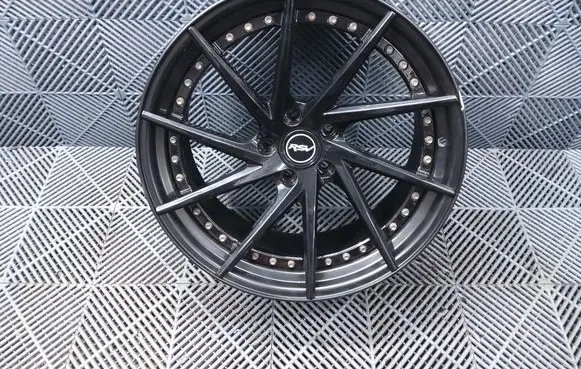 R20 alloy rim