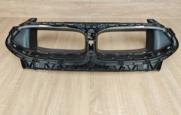 BMW 8 G16 Radiator trim 5A04B68 9853689 9853690