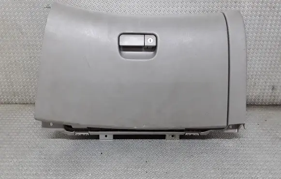 Mitsubishi Grandis Glove box set 