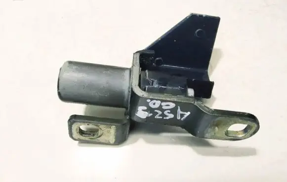Ford Mondeo MK IV Rear door lower hinge a046575