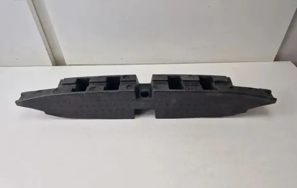 Front bumper foam support bar