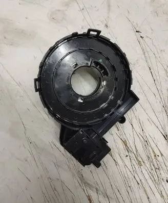 Skoda Octavia Mk2 (1Z) Airbag slip ring squib (SRS ring) 1K0959653C CZK03