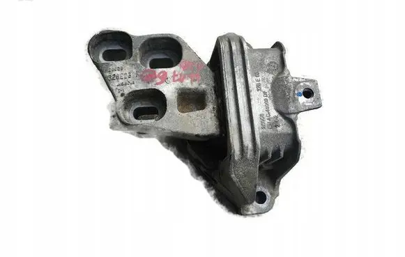 Mercedes-Benz A W176 Engine mount bracket 115KW