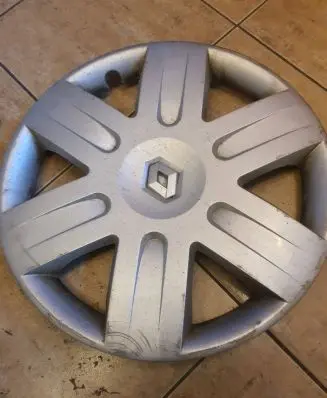 Renault Scenic II - Grand scenic II R15 wheel hub/cap/trim 8200313613