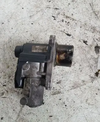 Volkswagen PASSAT B6 EGR valve 700907030