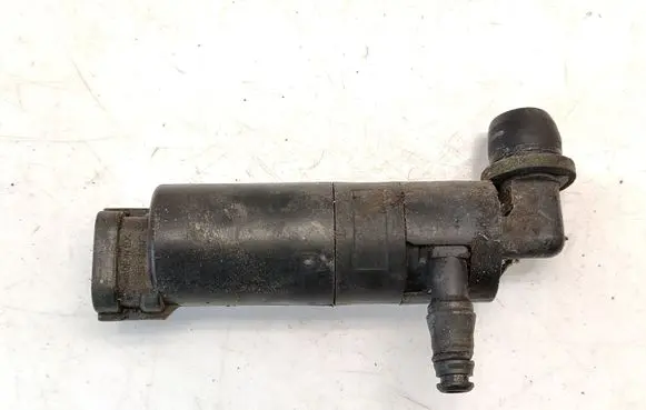 Toyota Avensis T220 Windscreen/windshield washer pump