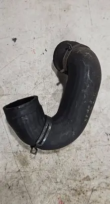 Intercooler hose/pipe