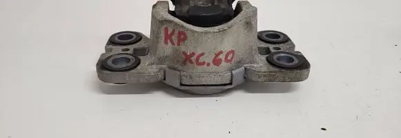 Engine mount bracket