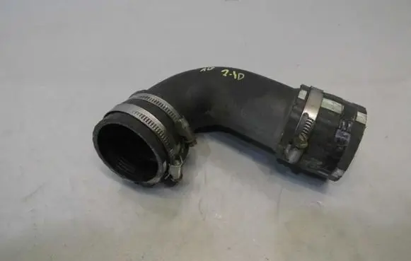 Volvo XC60 Engine coolant pipe/hose 30751920