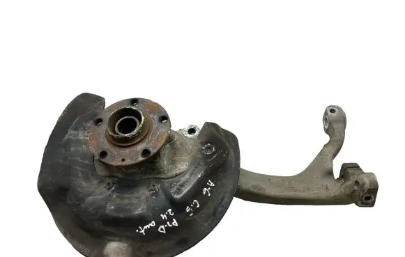 Audi A6 S6 C6 4F Front wheel hub