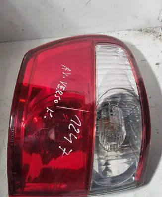 Toyota Avensis Verso Rear/tail lights