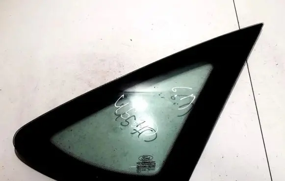 Ford Focus Rear side window