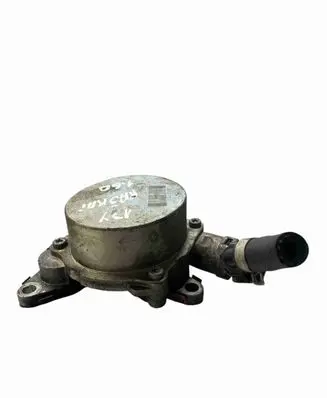 Nissan Qashqai+2 Vacuum pump 146503760R