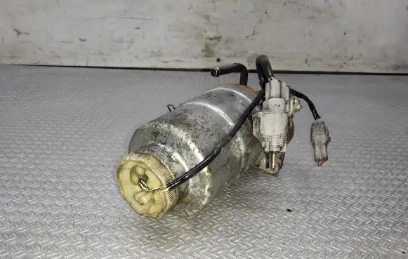 Toyota Avensis T250 Mechanical fuel pump 