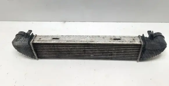 Mercedes-Benz GLK (X204) Intercooler radiator A2045000300