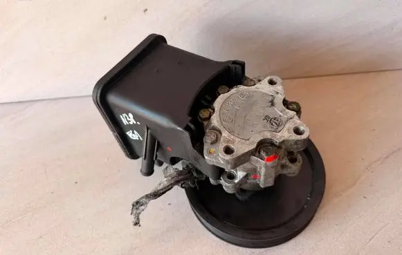 BMW 5 E60 E61 Power steering pump 7691974 7691974518 1095749