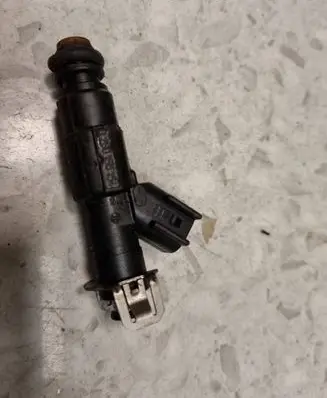 Ford Focus C-MAX Fuel injector 0280156154
