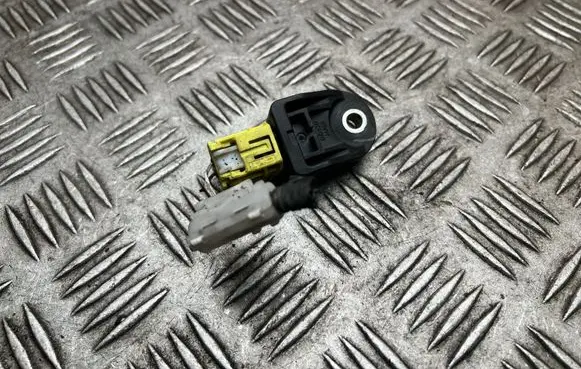 Toyota Prius (XW30) Airbag deployment crash/impact sensor 8917375010